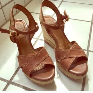 Clark’s “Amelia” air espadrilles Cognac